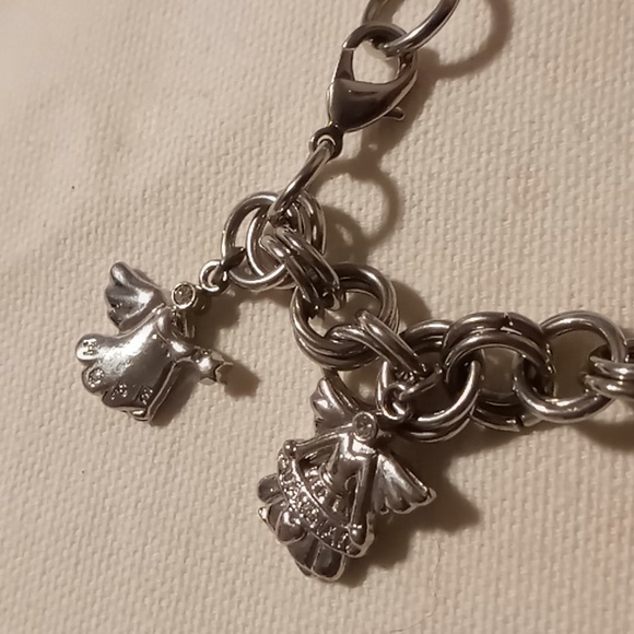 Stainless guardian angel circle link chain bracelet. 7.5 inches - Picture 6 of 6